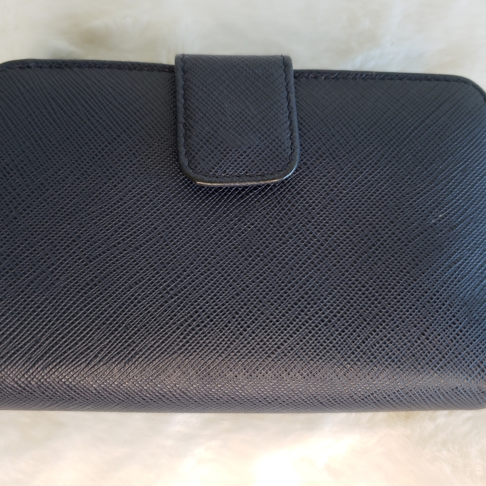 Prada Wallet - Picture 11 of 12